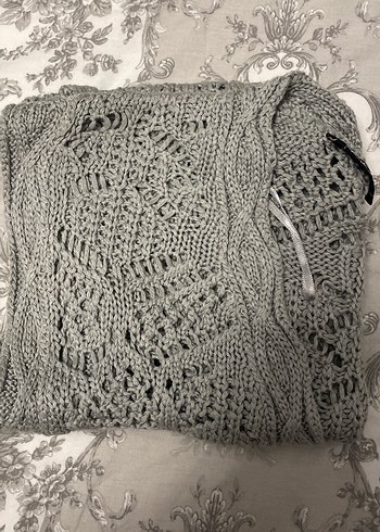 Gri V Yakalı Örgü Kolsuz Kadın Hırka - Görsel 4