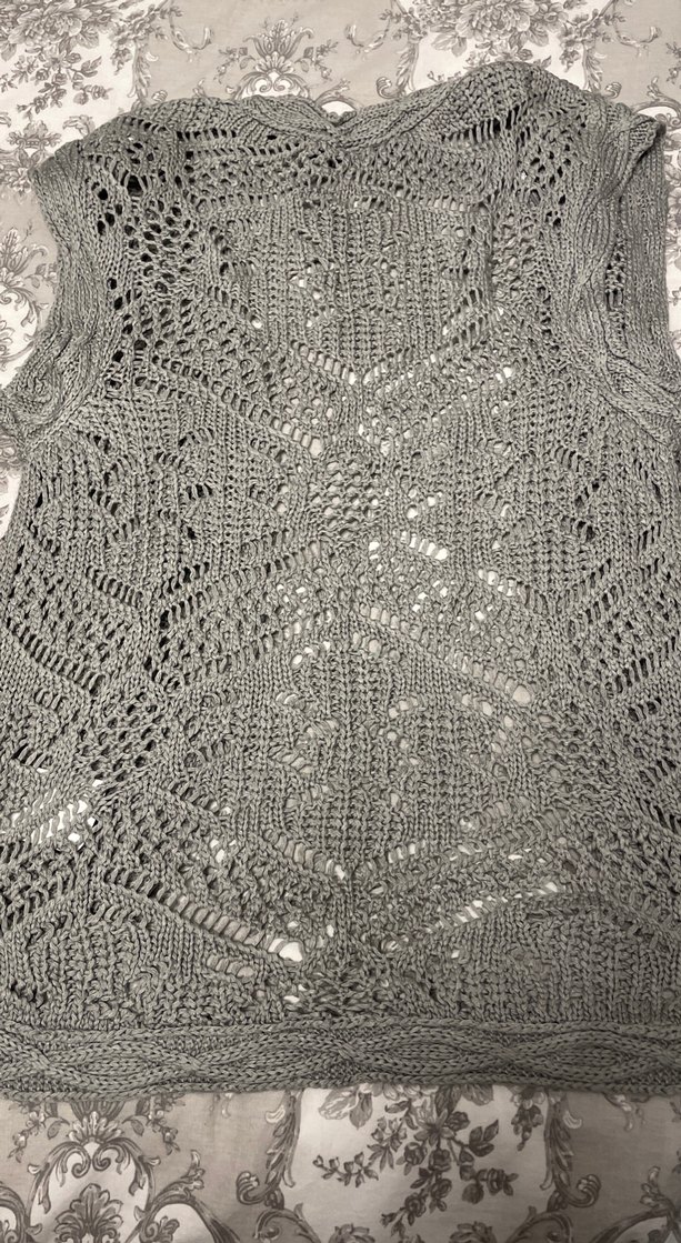 Gri V Yakalı Örgü Kolsuz Kadın Hırka - Görsel 3