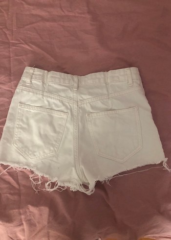 Defacto Beyaz Pamuklu Yırtık Mini Denim Şort