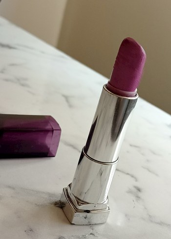 Maybelline Parlak Mor Ruj