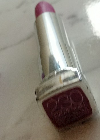Maybelline Maybelline Parlak Mor Ruj