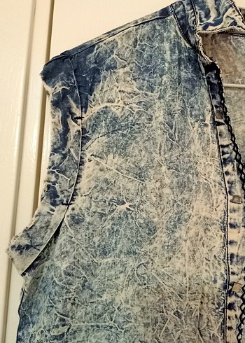 l Beden gri Renk Gri Batik Desenli Kolsuz Denim Gömlek