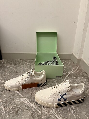 Off white eskitme model