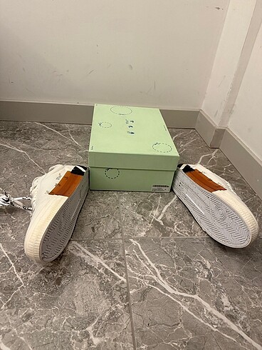 43 Beden Off white eskitme model