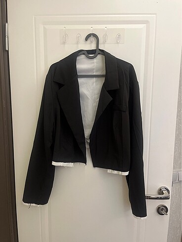 Crop Blazer