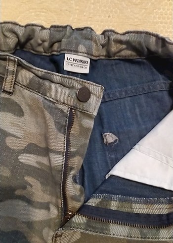 Gri Kamuflaj Desenli Rahat Kesim Erkek Şort - Görsel 3