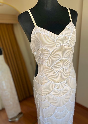 Boncuk İşlemeli Beyaz Uzun Abiye Elbise - Görsel 9