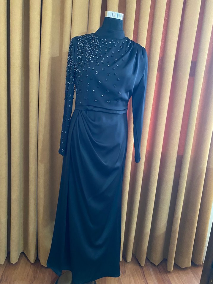 Tesettür elbise - Görsel 3