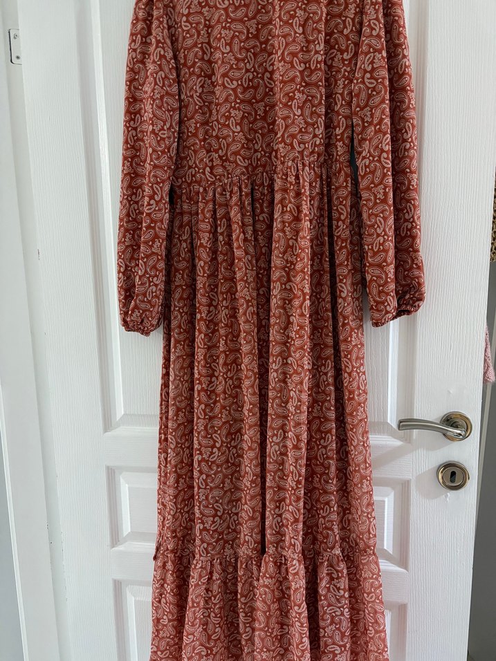 Tesettür elbise - Görsel 4