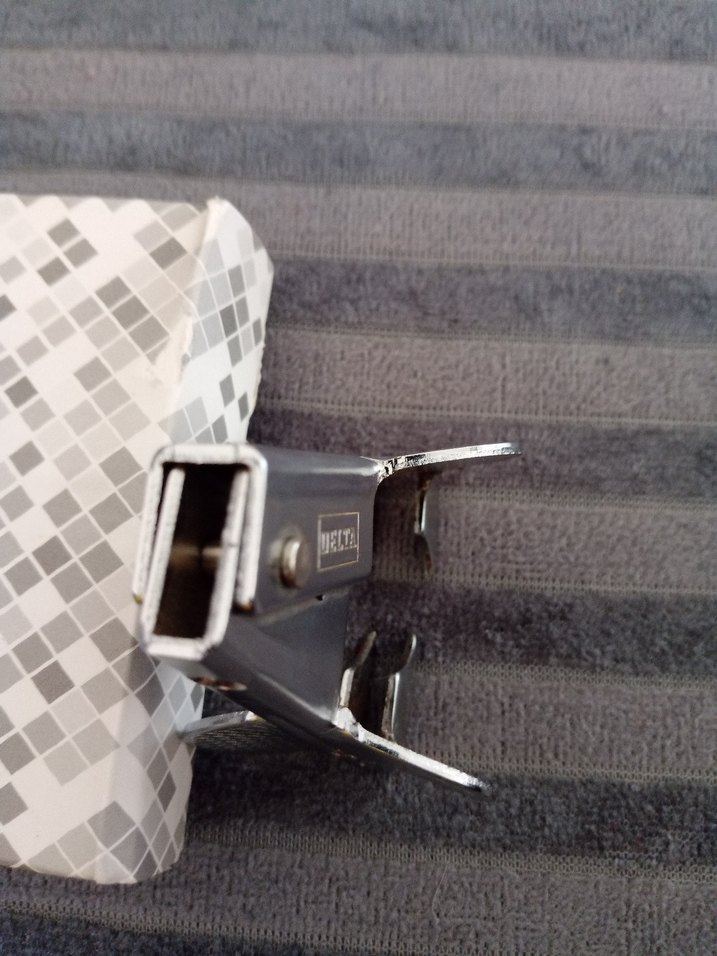 masa örtüsünü masaya sıkıca tutturmak için kullanılır - Görsel 2