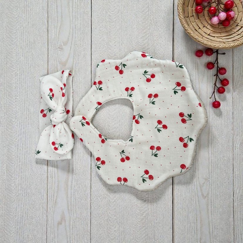 Kiraz Desenli Beyaz Bebek Önlüğü ve Saç Bandı - Görsel 4