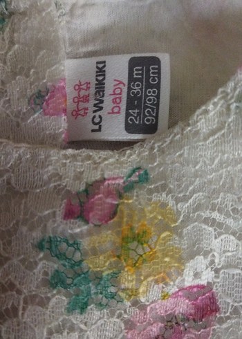 Çiçek Desenli Kız Çocuk Dantelli Elbise - Görsel 4