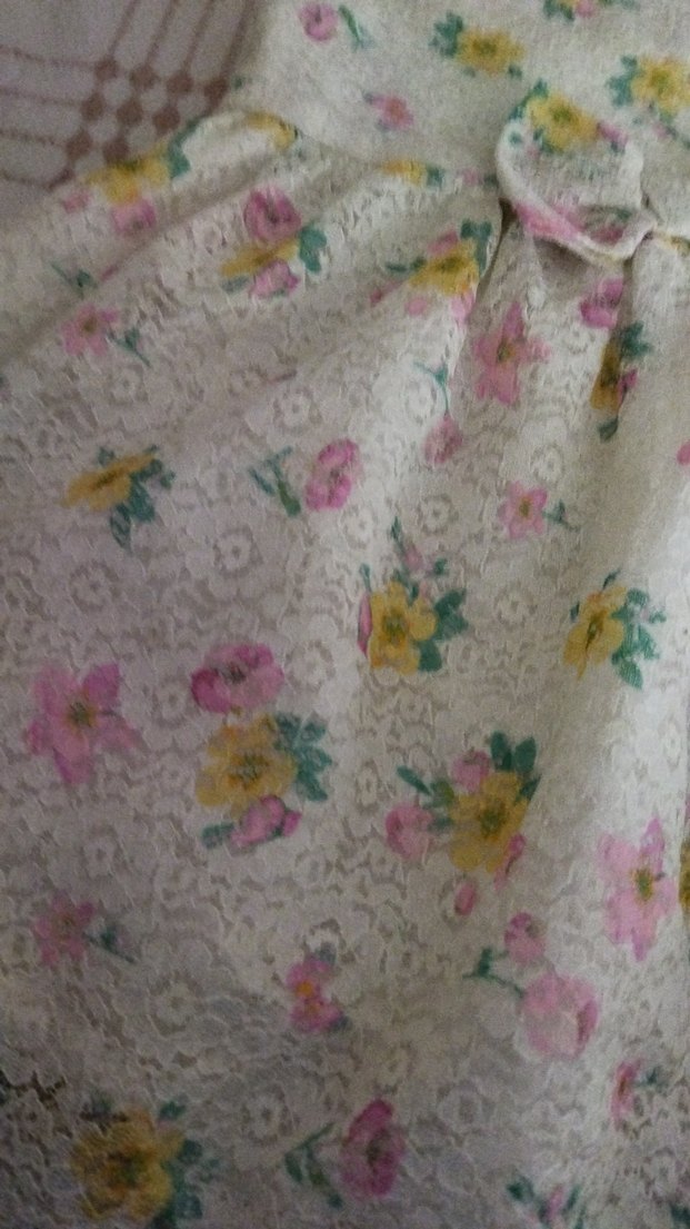 Çiçek Desenli Kız Çocuk Dantelli Elbise - Görsel 3