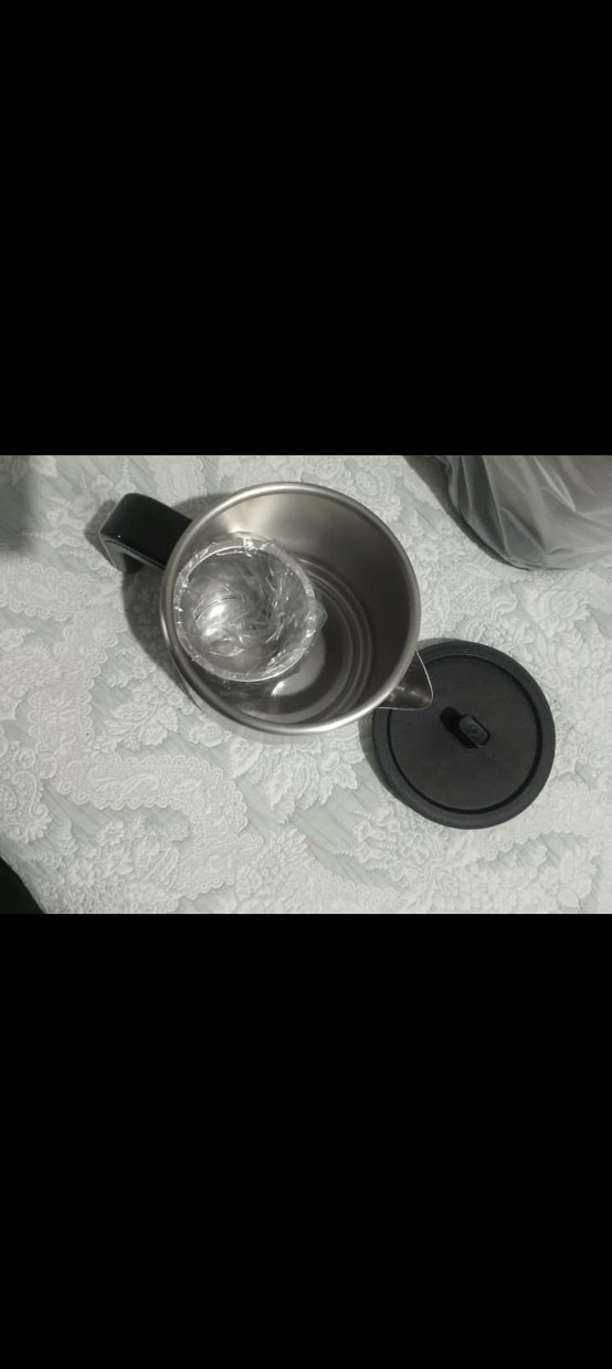 Beyaz ve gri elektrikli su ısıtıcısı - Görsel 5