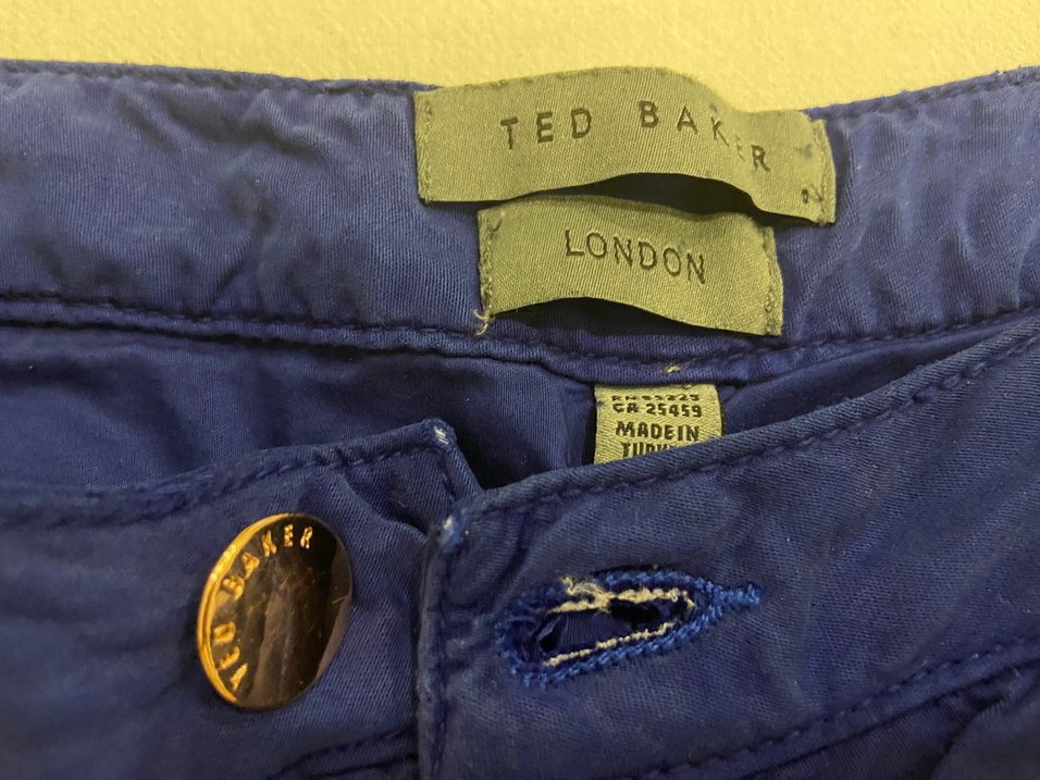 Ted Baker Nakışlı Şort - Görsel 3
