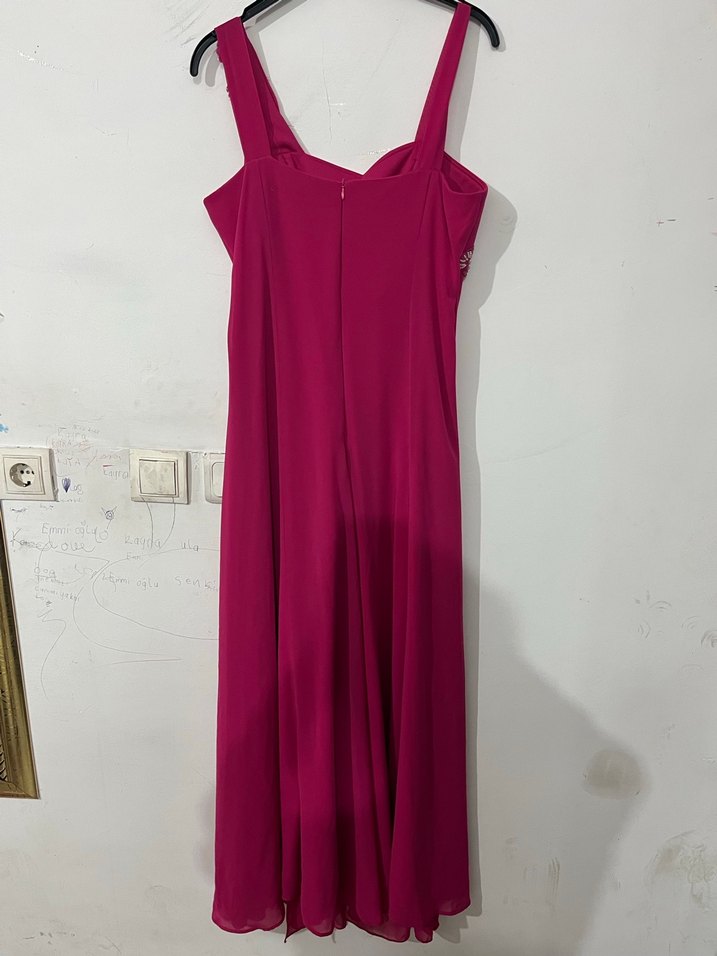 pembe Nakışlı Uzun Drapeli Abiye Elbise - Görsel 2