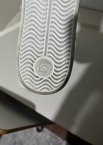 Beyaz Kadın Dolgu Topuk Sandalet - Görsel 3