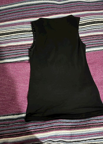 Dantel Detaylı Siyah V Yaka Kadın Atlet - Görsel 3