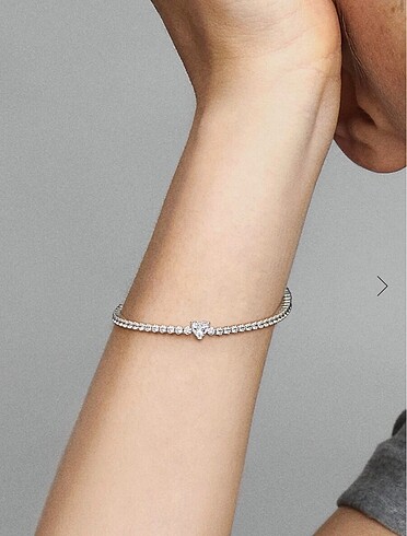 Pandora Işıltılı Kalp Tenis Bilezik