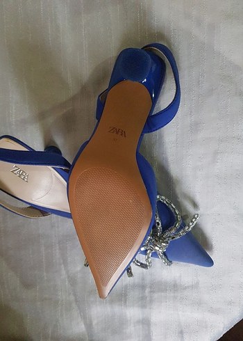 37 Beden Mavi Süet Stiletto Fiyonklu Abiye Ayakkabı