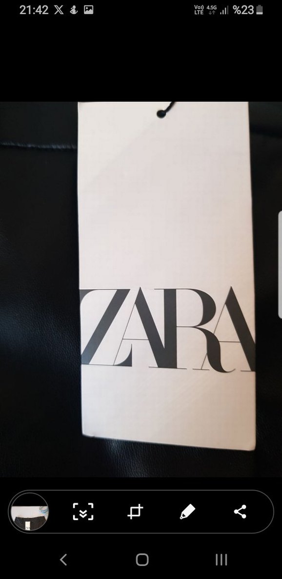 Zara Siyah Deri Mini Şort - Görsel 2