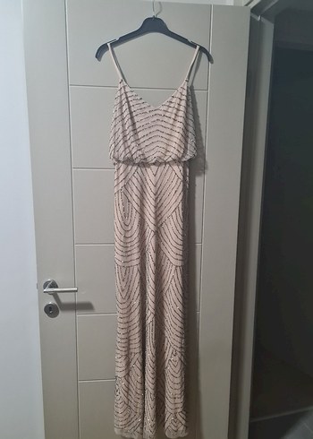 Bej Pilili V Yaka Uzun Kadın Abiye Elbise