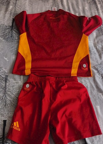 2007 sezonu orjinal Galatasaray forması 6-7 yaş - Görsel 2