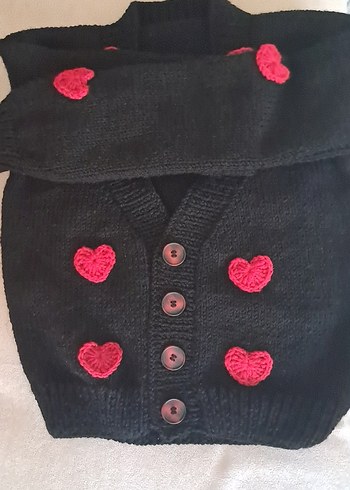 Düğmeli Siyah Nakışlı Kız Hırka - Görsel 2