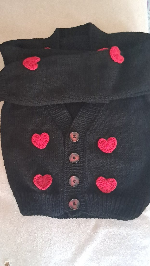 Düğmeli Siyah Nakışlı Kız Hırka - Görsel 2