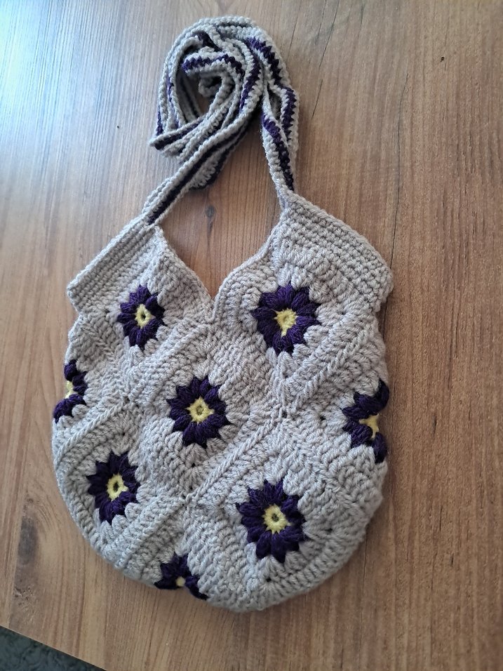 bayan yandan da takabilir misiniz kol cantasi - Görsel 2