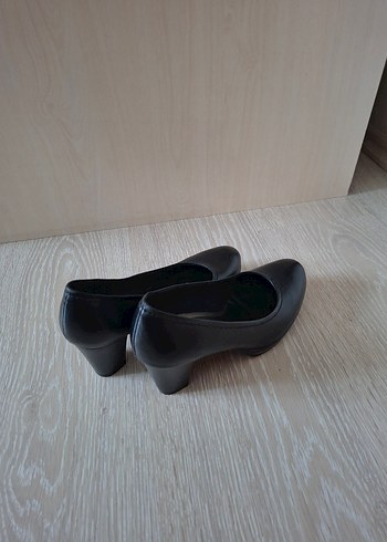 Jana Siyah Klasik Topuklu Kadın Ayakkabı - Görsel 4