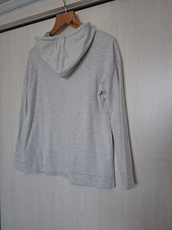 Gri Kapüşonlu Kadın Sweatshirt - Görsel 5