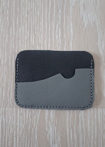 Gri Minimalist Kartlık