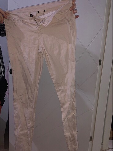 Zara Krem rengi dar paça pantolon