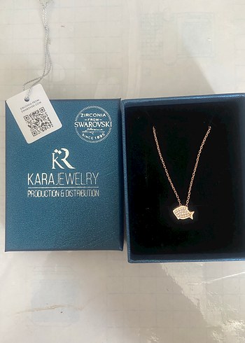 Gümüş Zincir Detaylı Swarovski Zirkon Taşlı Kolye