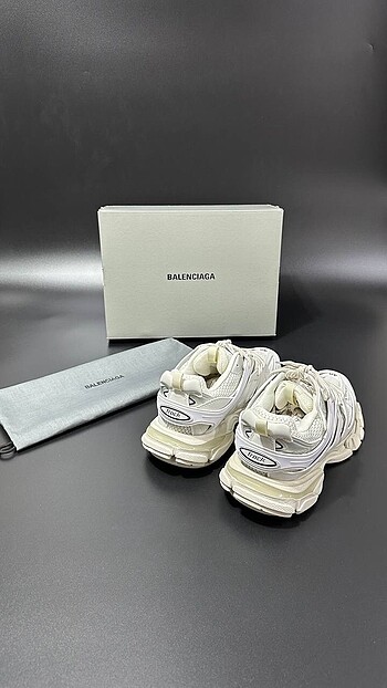 Balenciaga Balenciaga Track White Sneakers