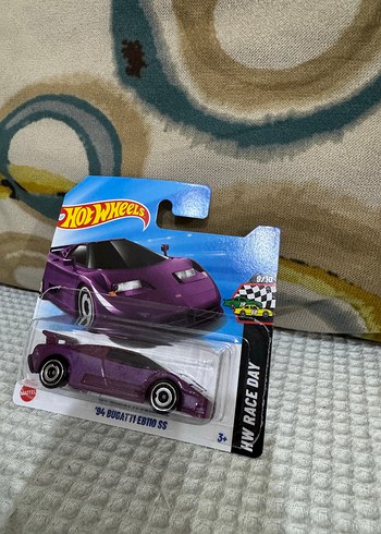 Hot Wheels Mor '94 Bugatti EB110 SS Oyuncak Araba