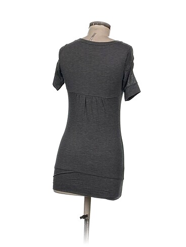 Stradivarius Kısa Elbise %70 İndirimli. - Görsel 3