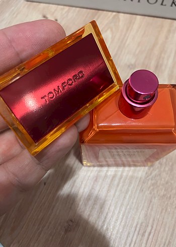 Tom Ford Bitter Peach Kadın Parfümü - Görsel 4