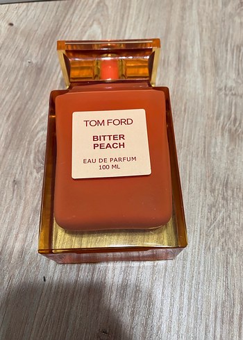 Tom Ford Bitter Peach Kadın Parfümü - Görsel 2