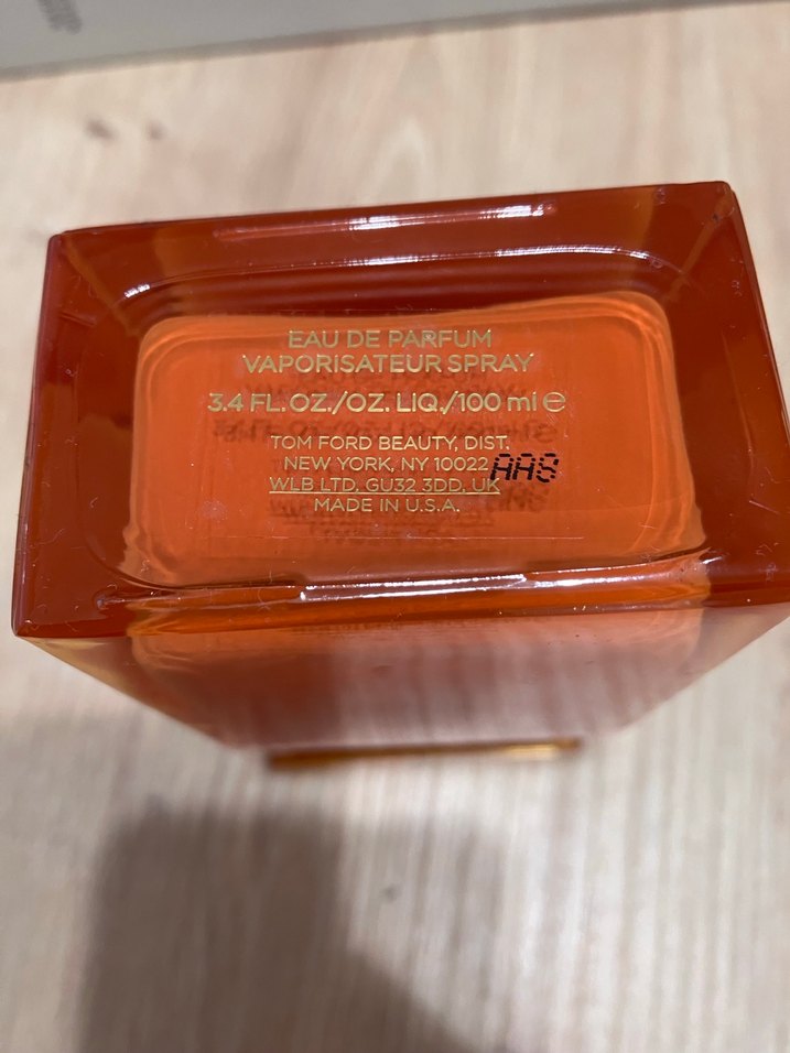 Tom Ford Bitter Peach Kadın Parfümü - Görsel 5