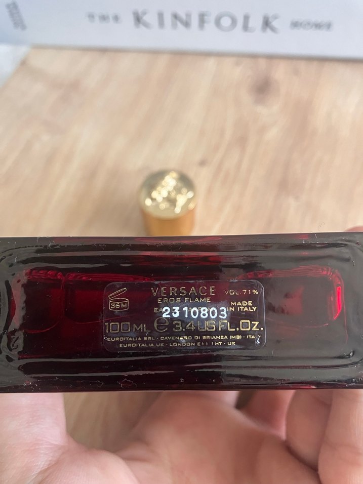 Versace Eros Flame Erkek Parfümü 100 ml - Görsel 4