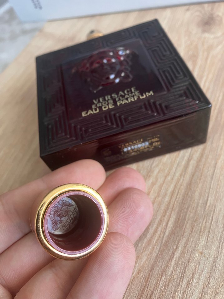 Versace Eros Flame Erkek Parfümü 100 ml - Görsel 3