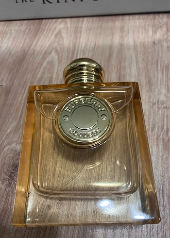 Burberry Goddess Kadın Parfümü - Görsel 2