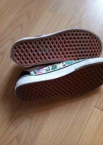 Ayakkabı orjinal bana 37 çok iyi durumda - Görsel 10