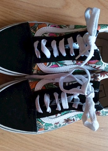 Ayakkabı orjinal bana 37 çok iyi durumda - Görsel 6