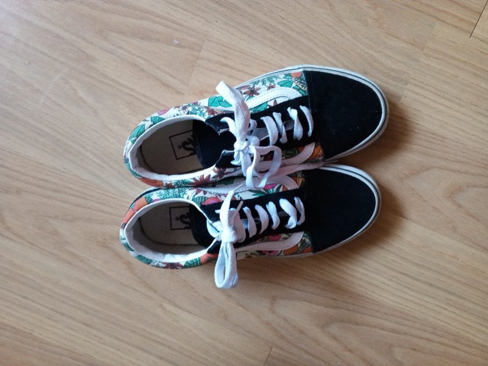 Ayakkabı orjinal bana 37 çok iyi durumda - Görsel 5