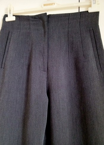 Gri Kadın Midi Kot Pantolon zara  m az kullanıldı - Görsel 2