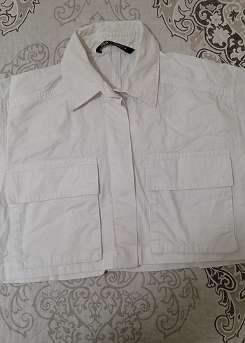 zara Düğmeli Kısa Kollu gömlek az giyildi zara orjinal s - Görsel 2