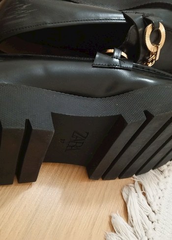 Zincir Detaylı Siyah Deri Kadın Loafer yeni zara 37 no - Görsel 8